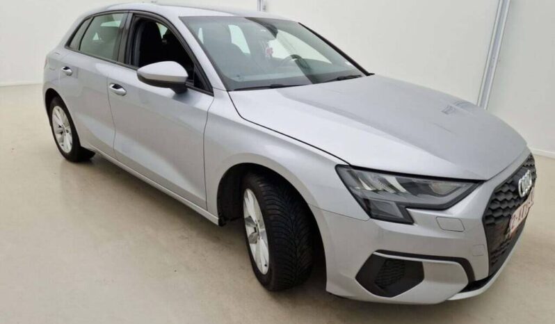
								Audi A3 1.0 30 TFSI full									