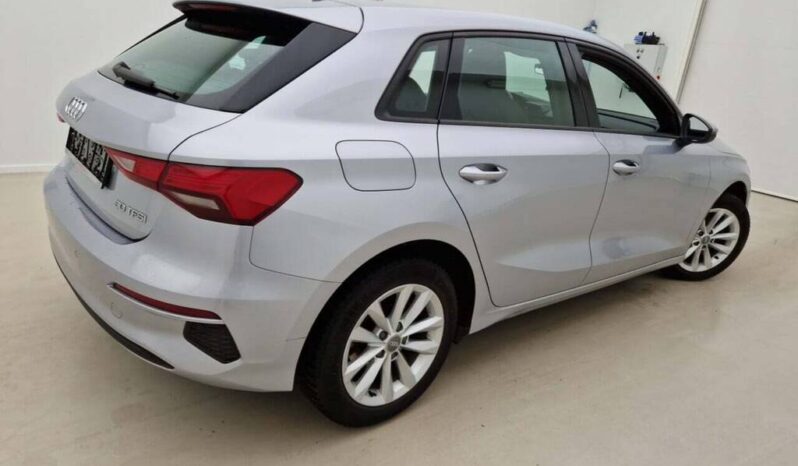 
								Audi A3 1.0 30 TFSI full									