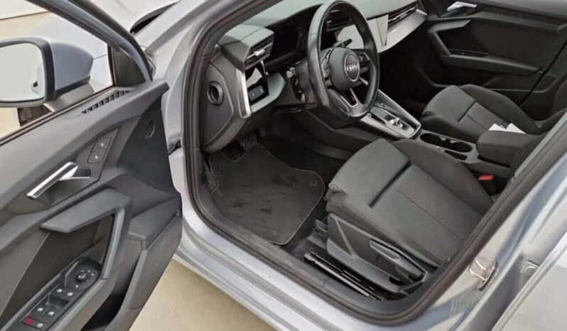 
								Audi A3 1.0 30 TFSI full									