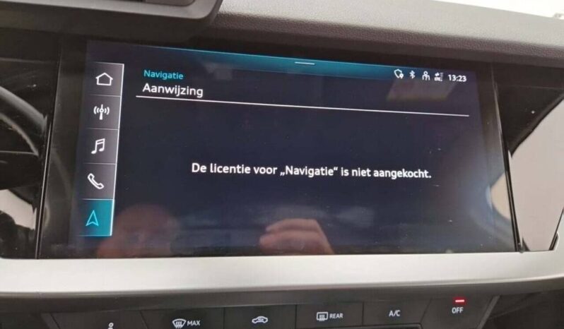 
								Audi A3 1.0 30 TFSI full									