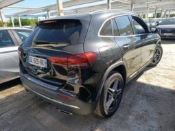 
										MERCEDES BENZ GLA 250 E AMG LINE full									
