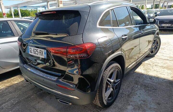 
								MERCEDES BENZ GLA 250 E AMG LINE full									