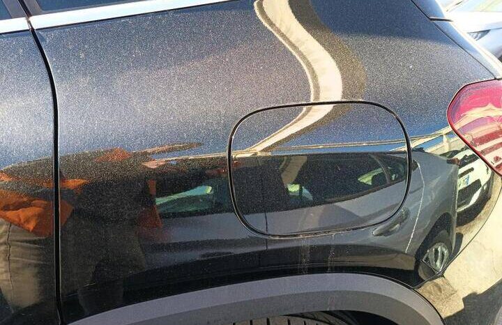 
								MERCEDES BENZ GLA 250 E AMG LINE full									