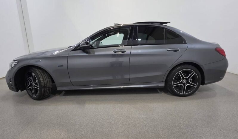 
								Mercedes C 300de Plug-In Hybrid AMG full									