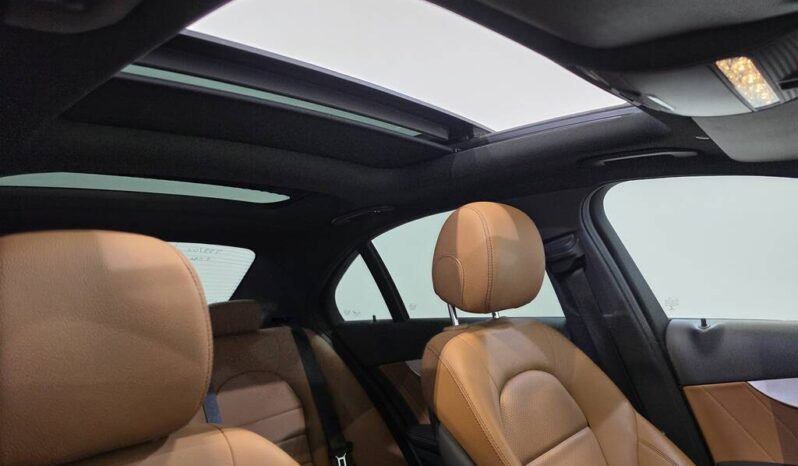 
								Mercedes C 300de Plug-In Hybrid AMG full									