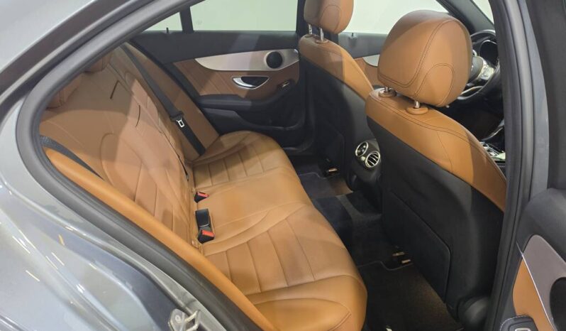 
								Mercedes C 300de Plug-In Hybrid AMG full									