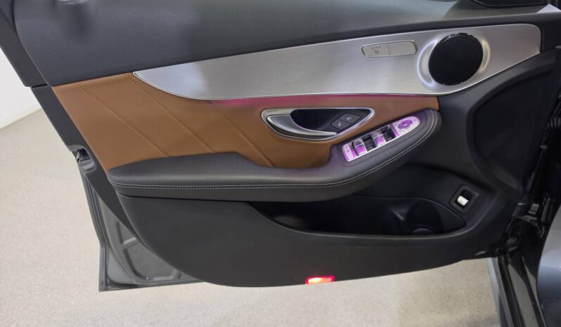 
								Mercedes C 300de Plug-In Hybrid AMG full									